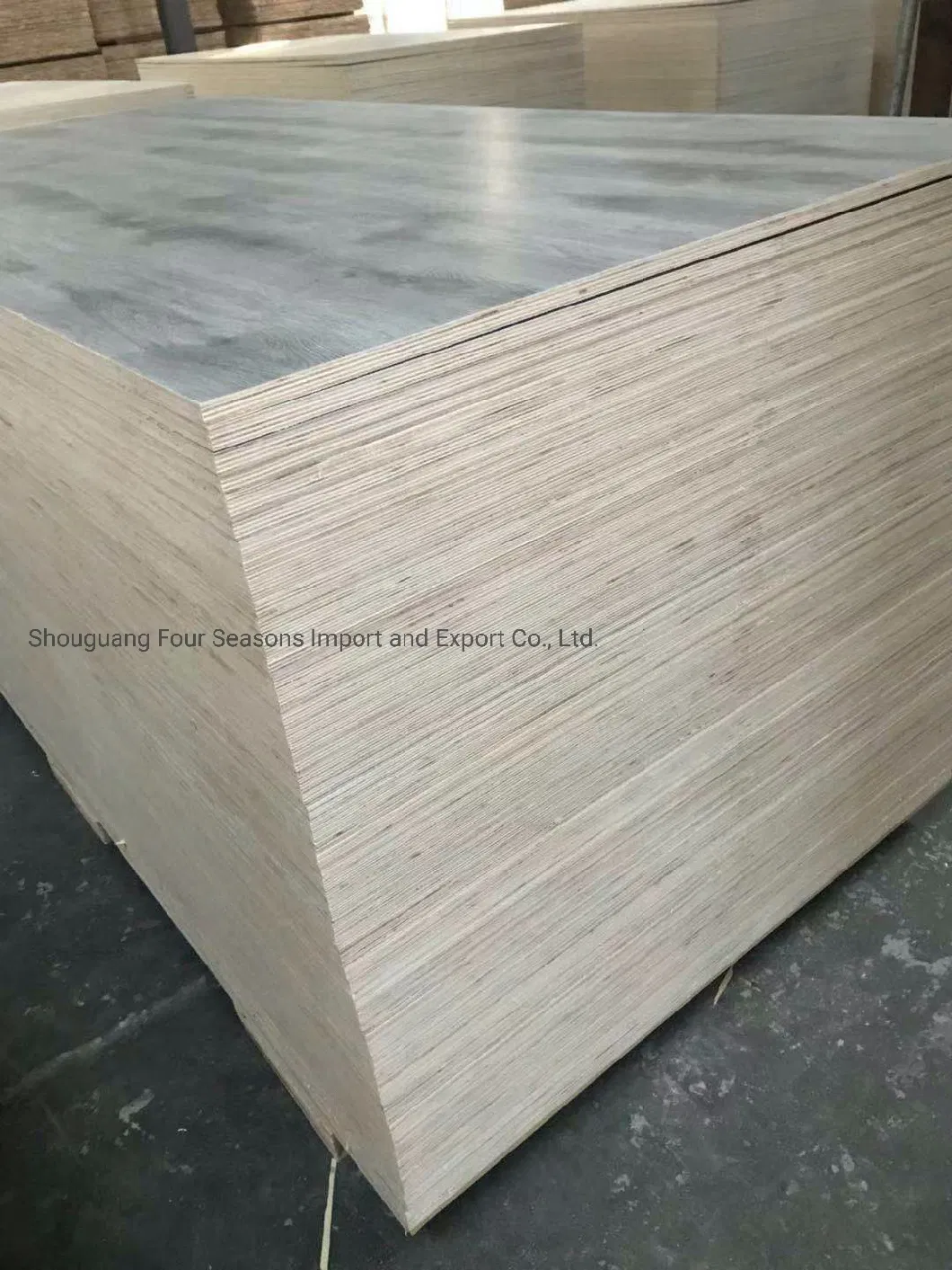 Furniture Grade Melamine Plywood for Home Furniture and Building Material